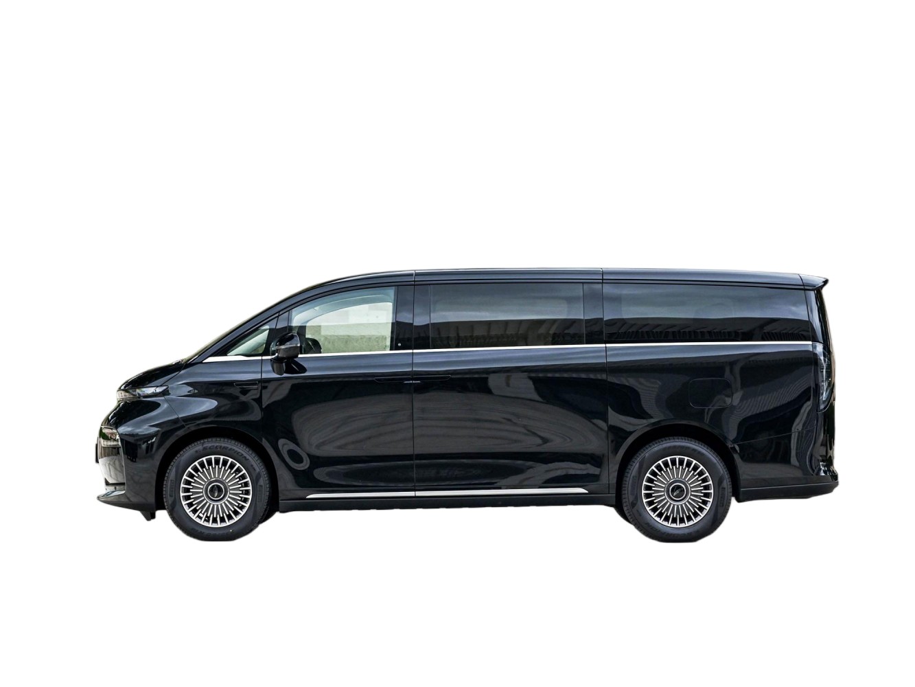 Geely LEVC L380 - Image 7