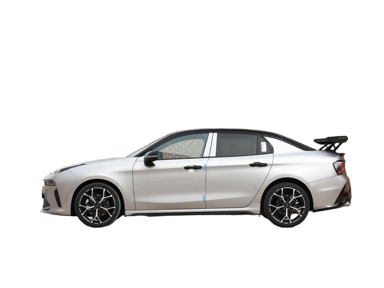 LYNK&CO 03 - Image 7