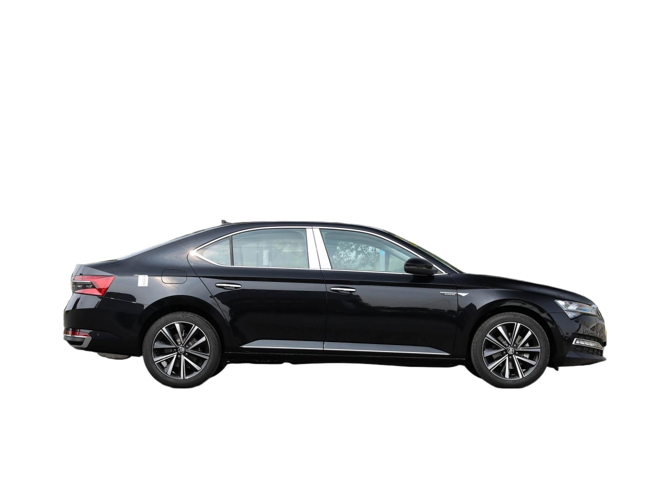 Skoda Superb - Image 8
